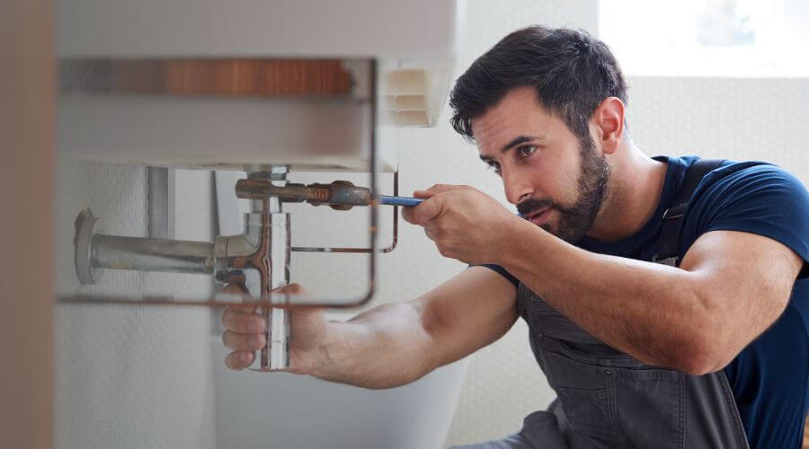 Professional water heater installation services in What Cheer, IA